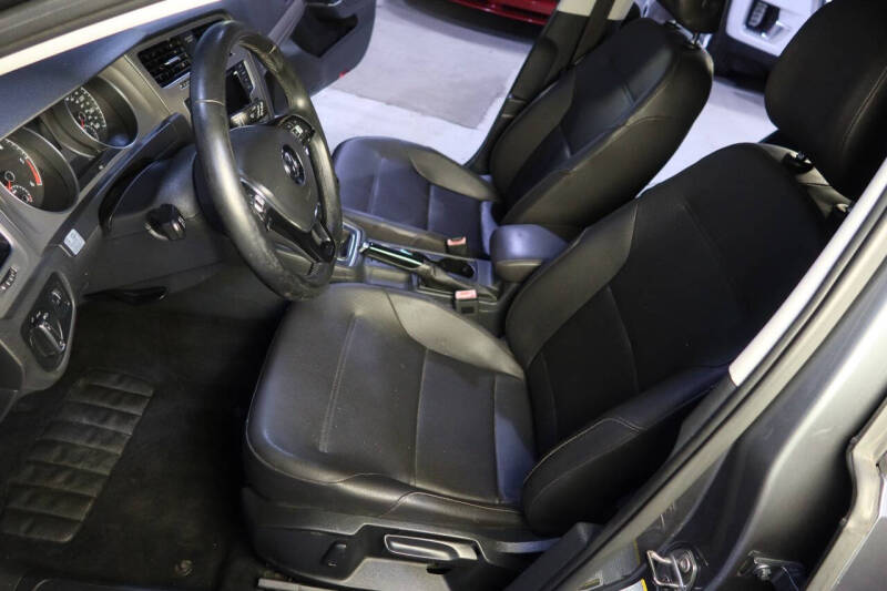 2015 Volkswagen Golf TDI S