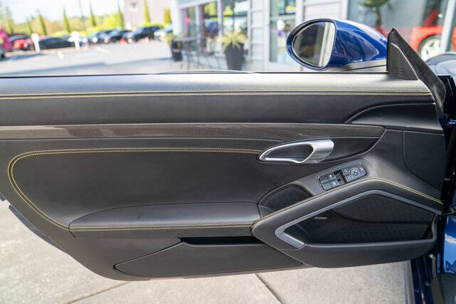 2023 Porsche 718 Boxster 15