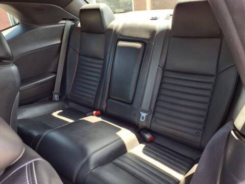 2013 Dodge Challenger SXT