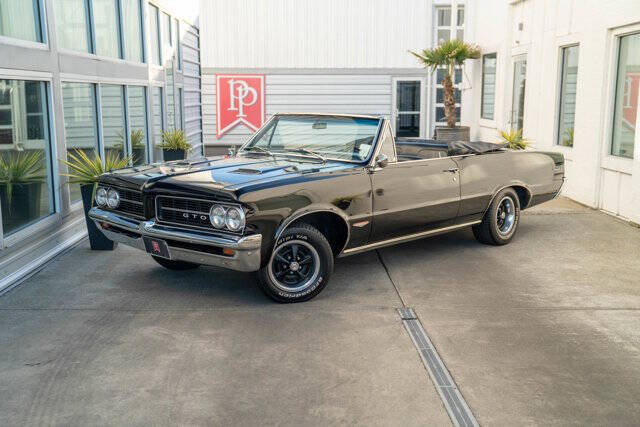 1964 Pontiac Le Mans 2