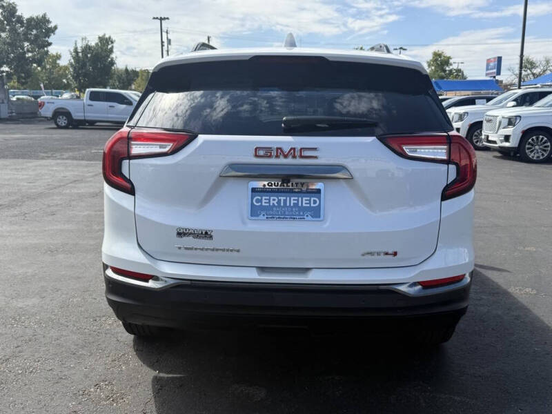 2023 GMC Terrain AT4