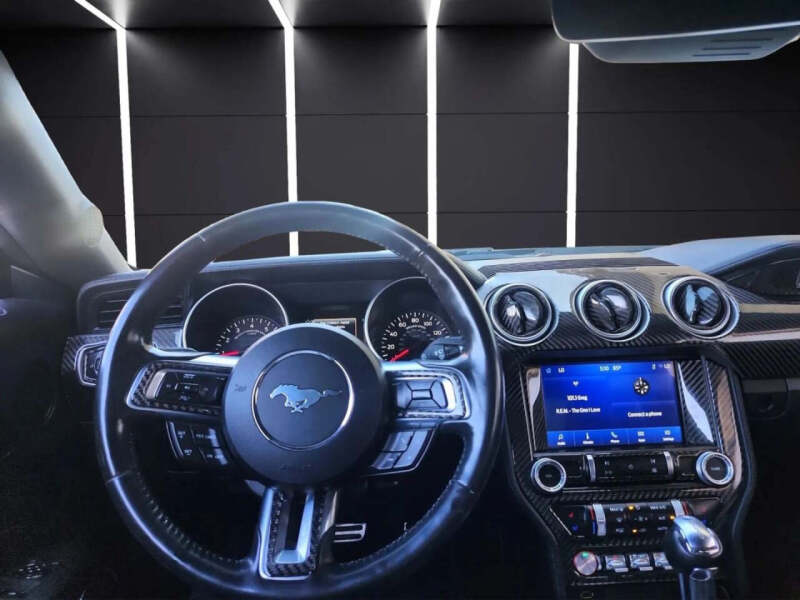 2022 Ford Mustang EcoBoost Premium