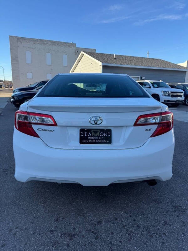 2014 Toyota Camry SE