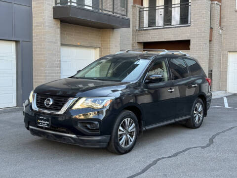 2019 Nissan Pathfinder for sale at Auto Empire - Midvale in Midvale UT