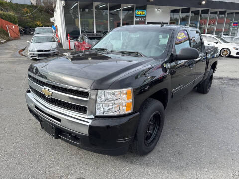 2009 Chevrolet Silverado 1500 Hybrid for sale at APX Auto Brokers in Edmonds WA