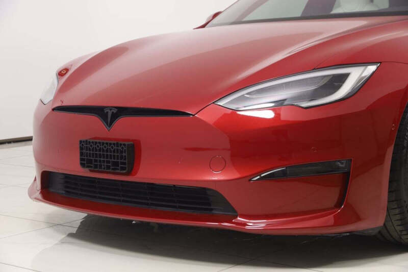 2022 Tesla Model S Plaid