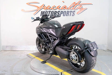 2011 Ducati Diavel