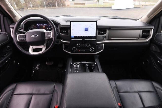 2023 Ford Expedition XLT