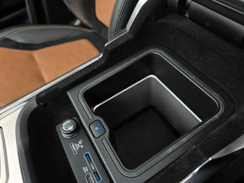 2018 Land Rover Range Rover Sport SVR