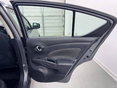 2019 Nissan Versa
