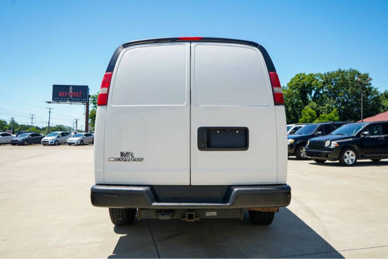 2017 Chevrolet Express 2500