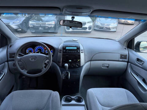 2006 Toyota Sienna