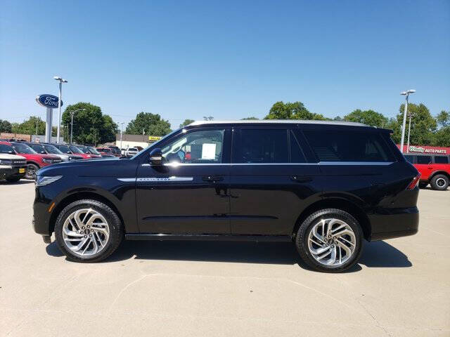 2025 Lincoln Navigator Reserve