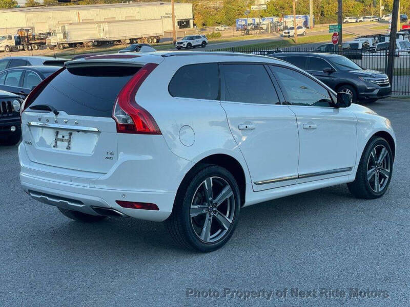 2017 Volvo XC60 T6 Dynamic