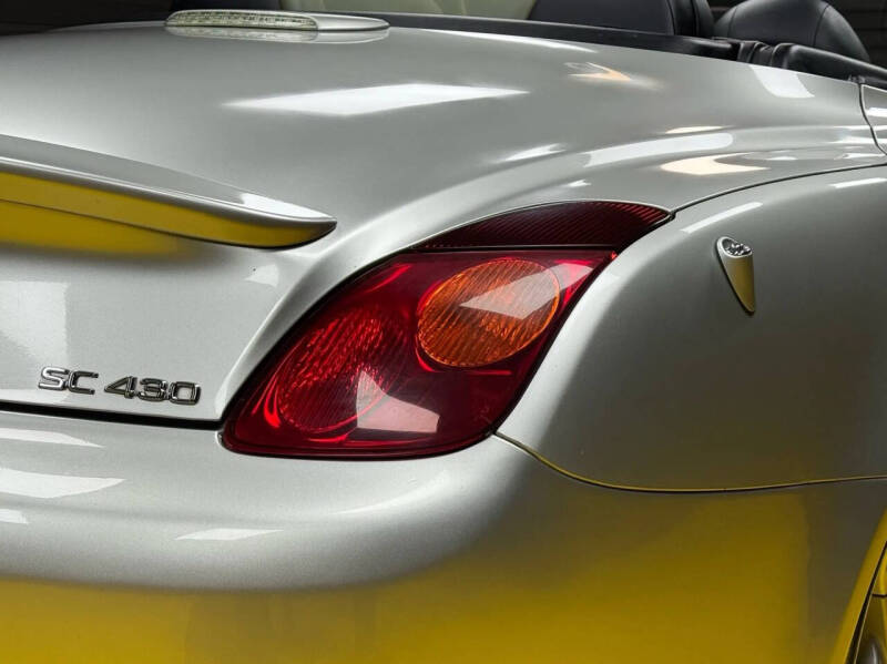2005 Lexus SC 430