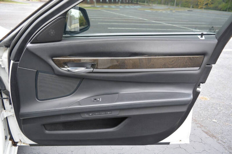 2012 BMW 7 Series 740Li