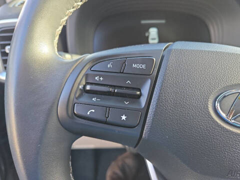 2024 Hyundai Venue SEL