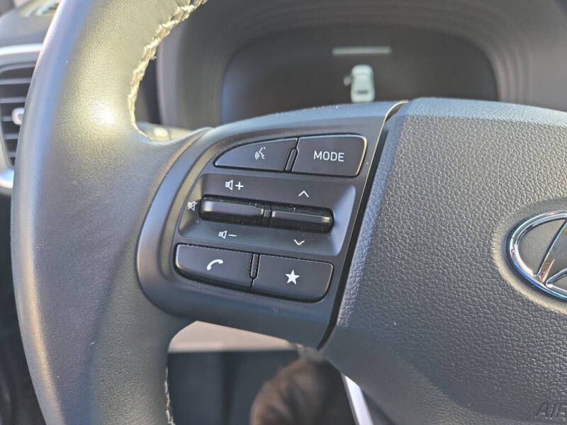 2024 Hyundai Venue SEL