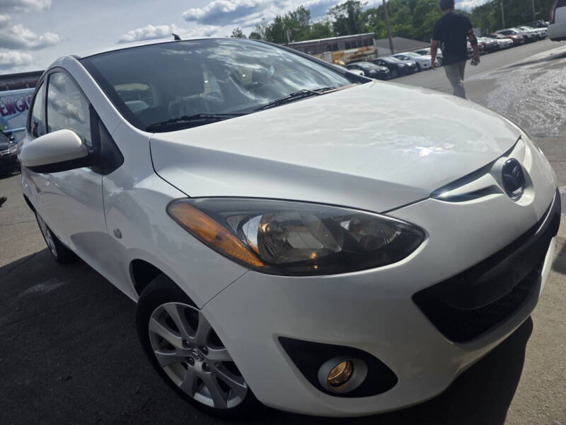 2011 Mazda MAZDA2 Touring