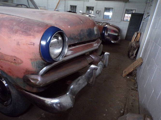 1953 Ford Sunliner