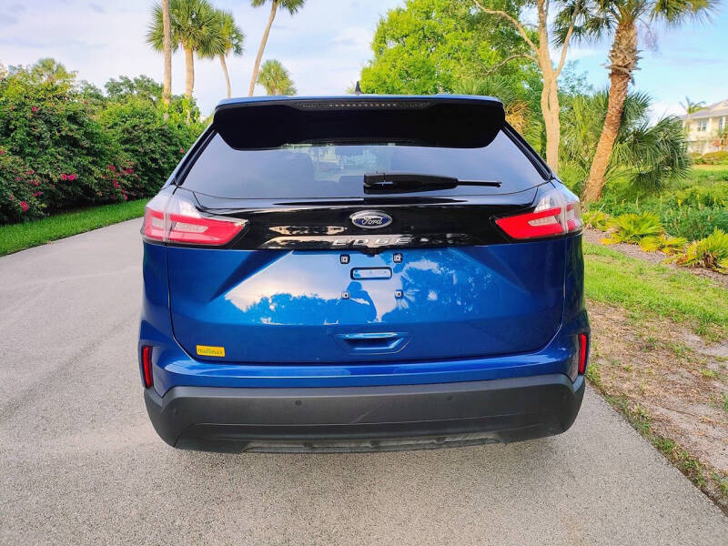 2021 Ford Edge SE