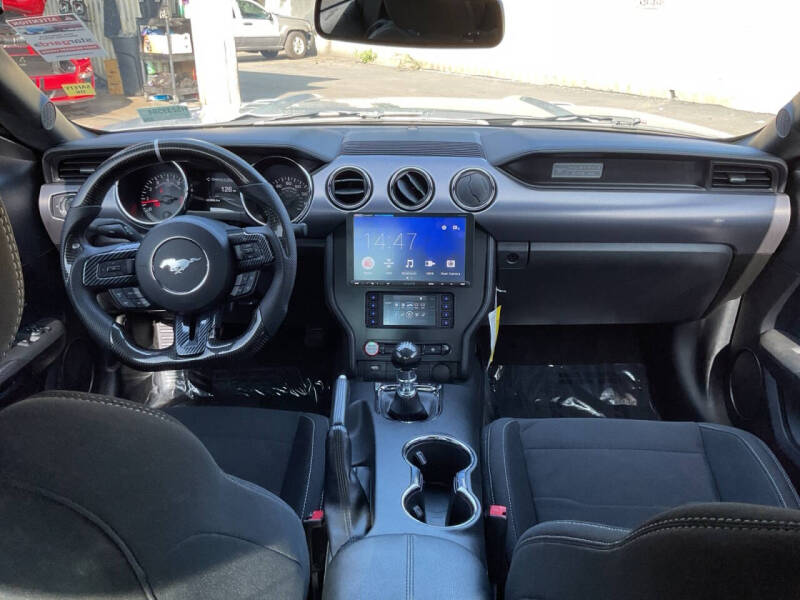 2017 Ford Mustang GT