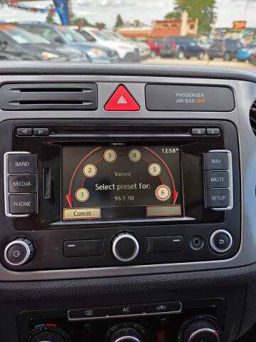 2011 Volkswagen Tiguan SEL 4Motion