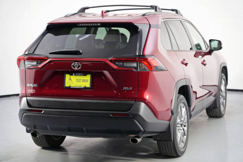 2023 Toyota RAV4 XLE Premium