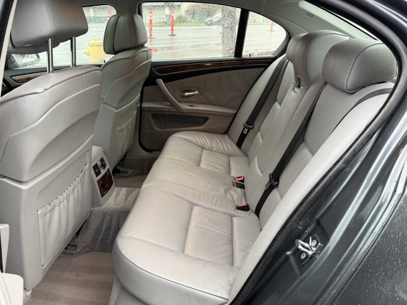 2008 BMW 5 Series 528i