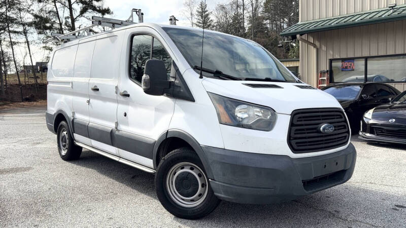 2015 Ford Transit Base's photo
