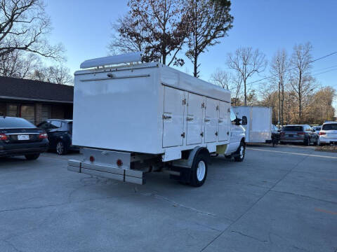 2017 Ford E-Series E-450 SD