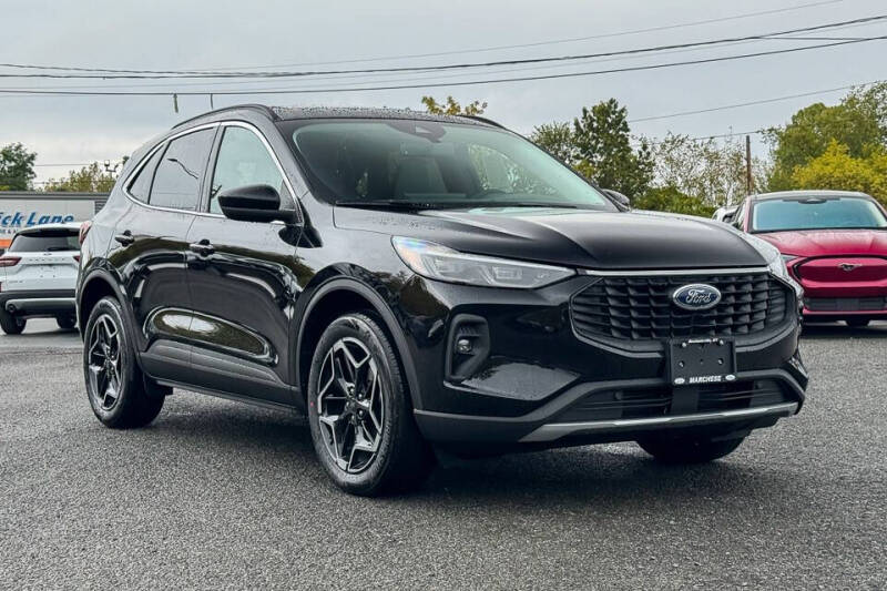 2025 Ford Escape Platinum