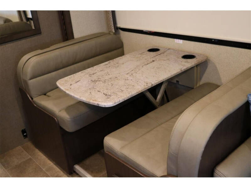 2017 Thor Motor Coach Chateau