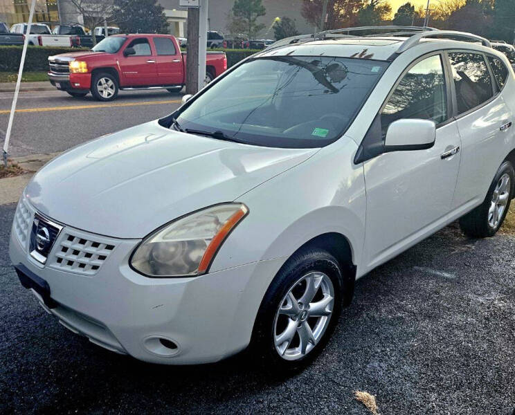 2010 Nissan Rogue SL's photo