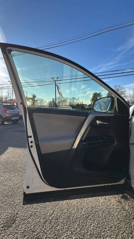 2017 Toyota RAV4 Hybrid Limited