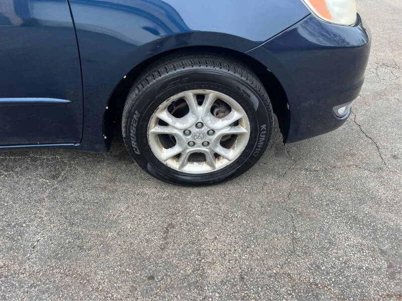 2005 Toyota Sienna