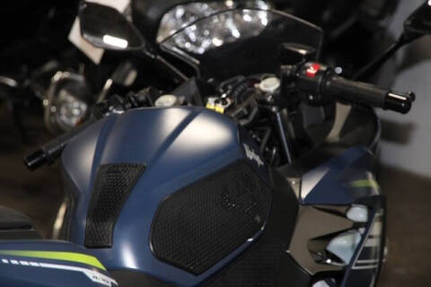 2022 Kawasaki Ninja 400