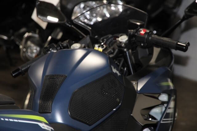 2022 Kawasaki Ninja 400