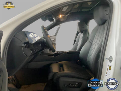 2025 BMW 5 Series 530i