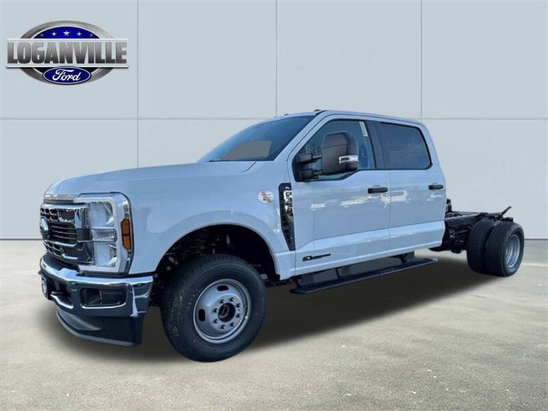 2025 Ford F-350 Super Duty Chassis Cab XL's photo