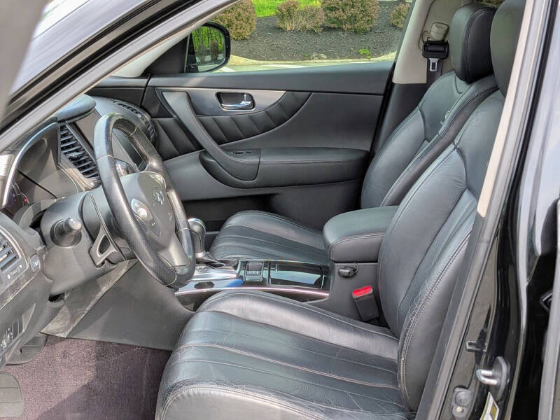2009 Infiniti FX35