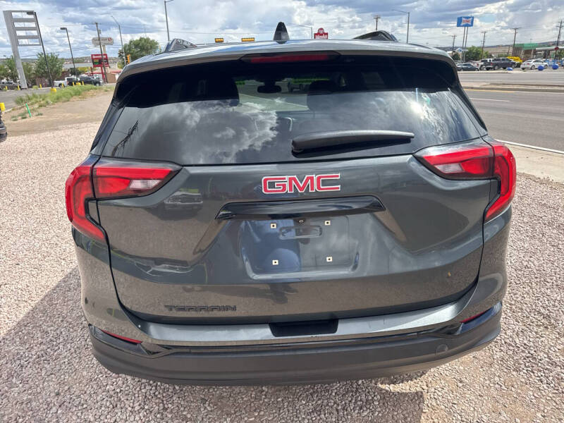 2021 GMC Terrain SLT