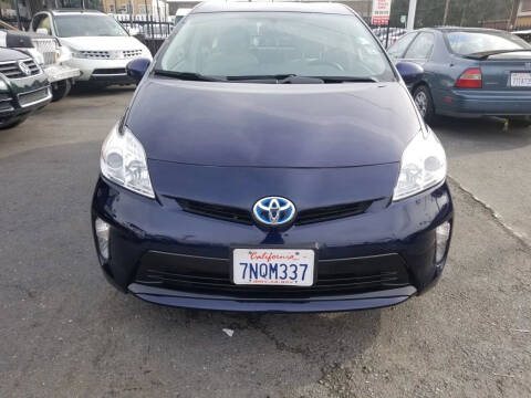 2015 Toyota Prius for sale at Gateway Motors in Hayward CA