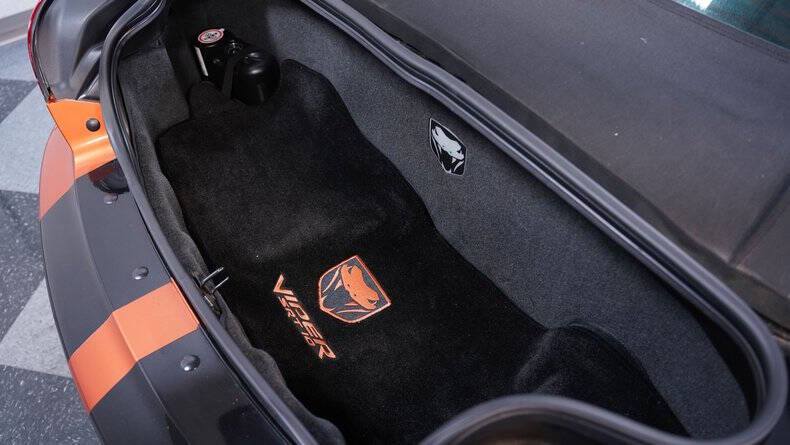 2010 Dodge Viper SRT-10
