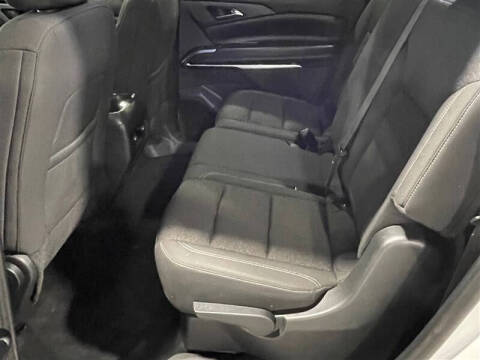 2024 Chevrolet Traverse LS