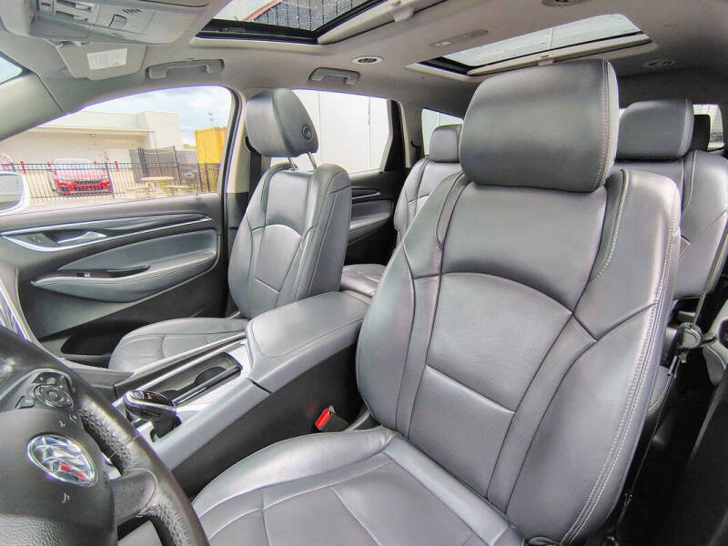 2020 Buick Enclave Essence