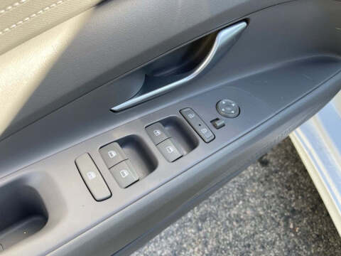 2022 Hyundai Elantra