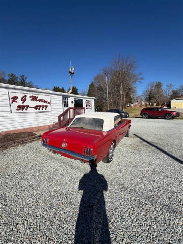 1966 Ford Mustang convertible V8
