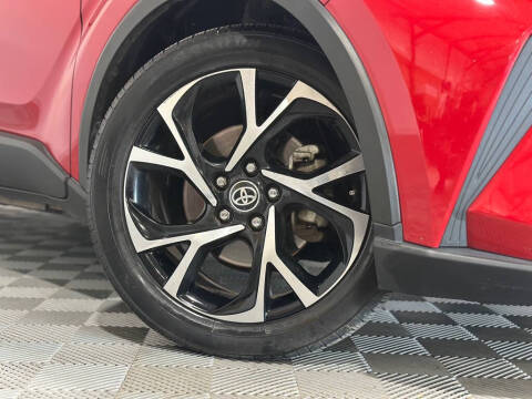 2021 Toyota C-HR XLE