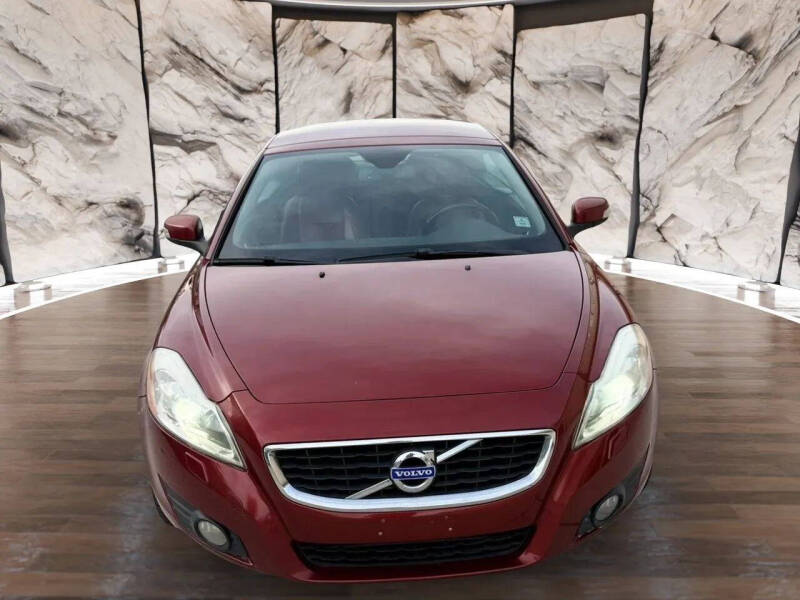 2011 Volvo C70 T5